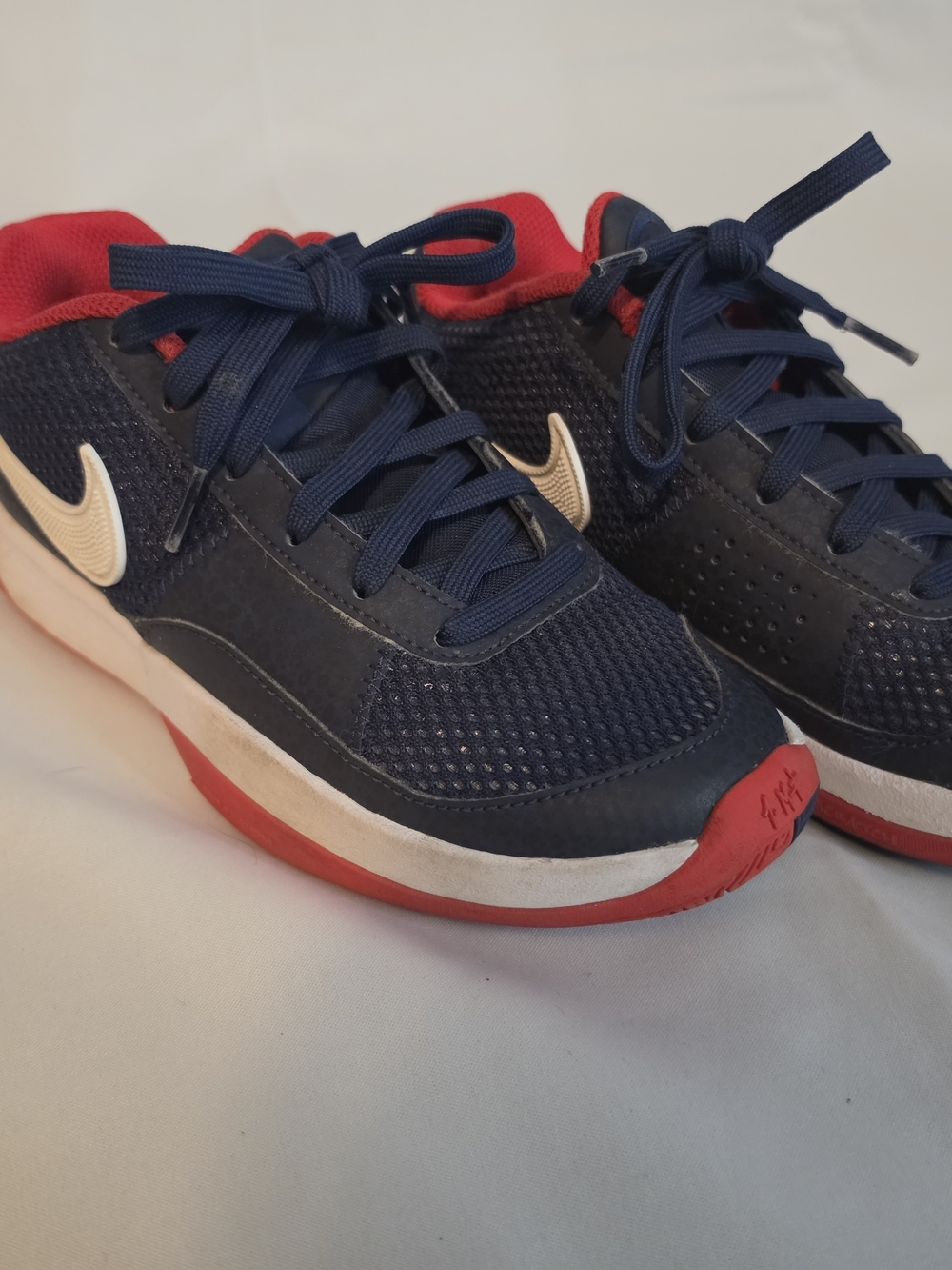 Kids USA Ja 1 USA Basketball Sneakers Size 5 (Big Kid)